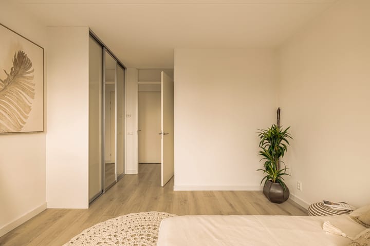 Foto 18 van Theo van Doesburghof 114