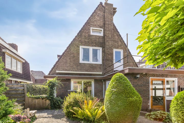 Foto 61 van Burg. Schönfeldsingel 51