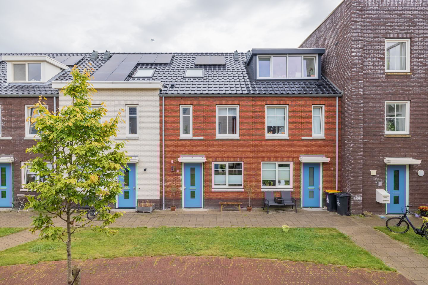 Foto 40 van Anne Frankhove 28