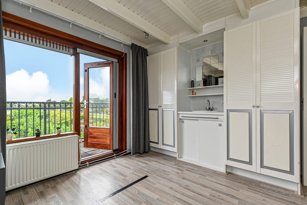 Photo 46 of Vogelaarstraat 6