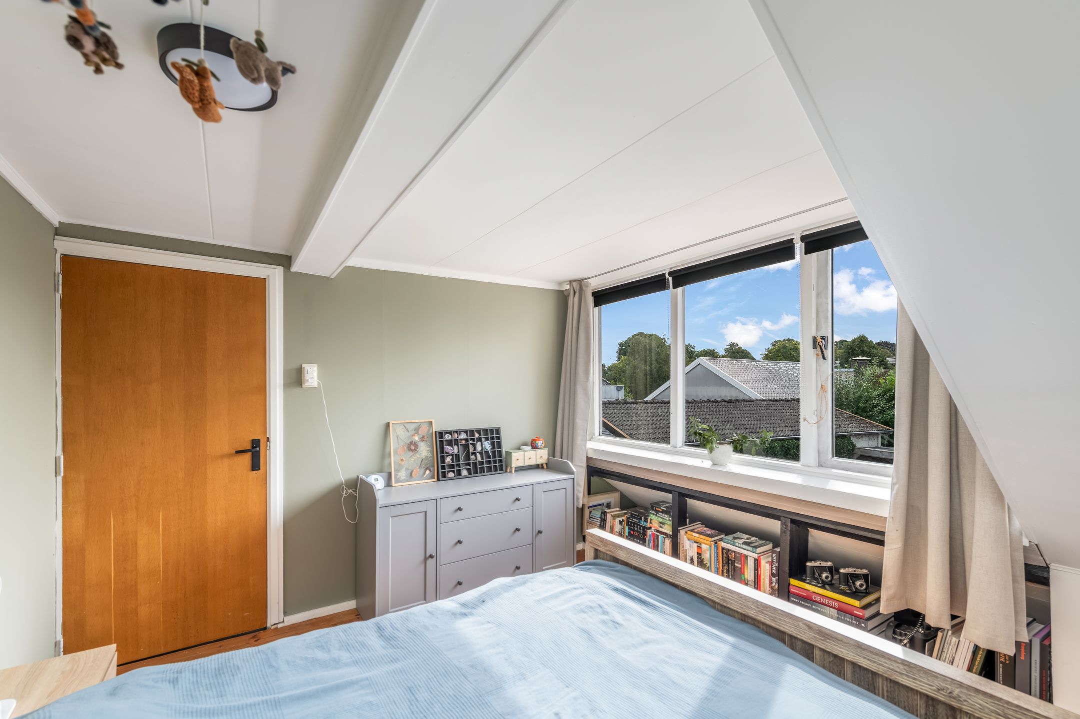 Photo 18 of Hoofdstraat West 20-A