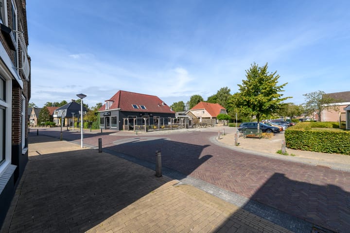 Photo 37 of Hoofdstraat West 20-A