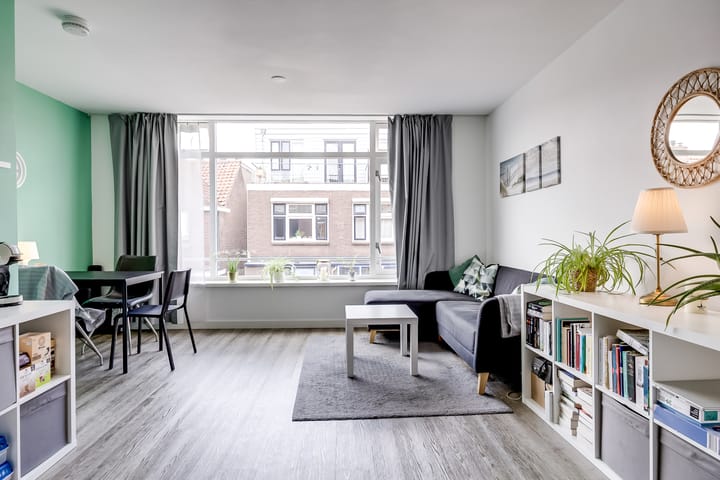 Photo 2 of Hoogravenseweg 14-B