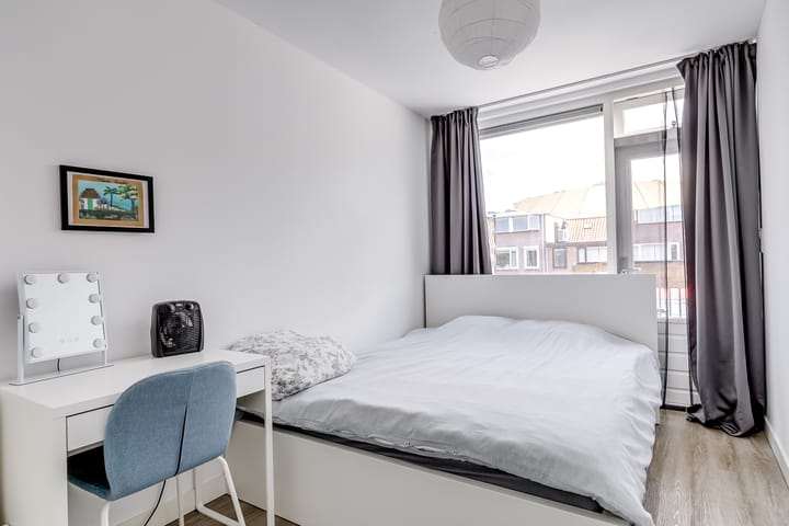 Photo 3 of Hoogravenseweg 14-B