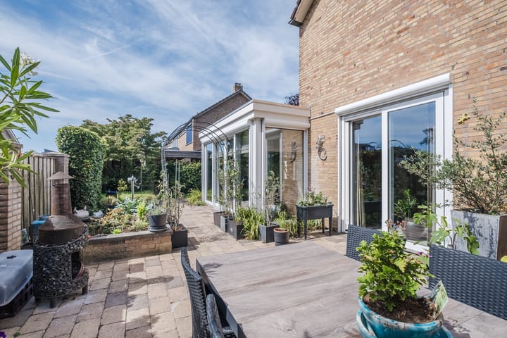 Photo 4 of Akert 134