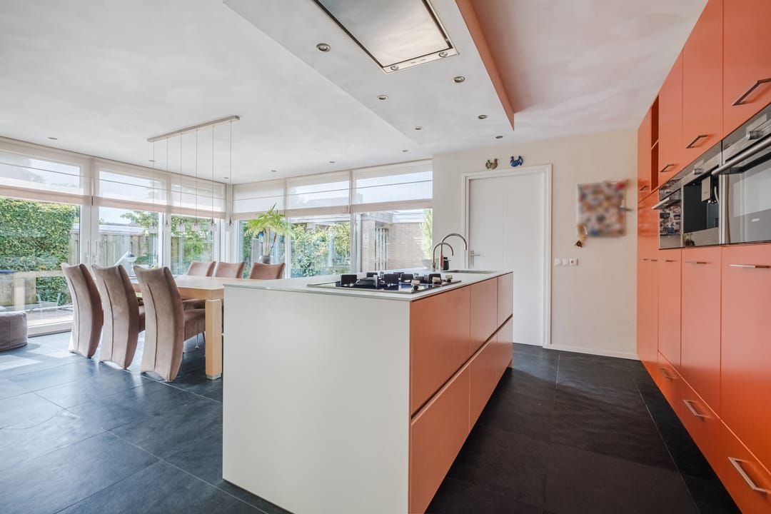 Photo 11 of Akert 134