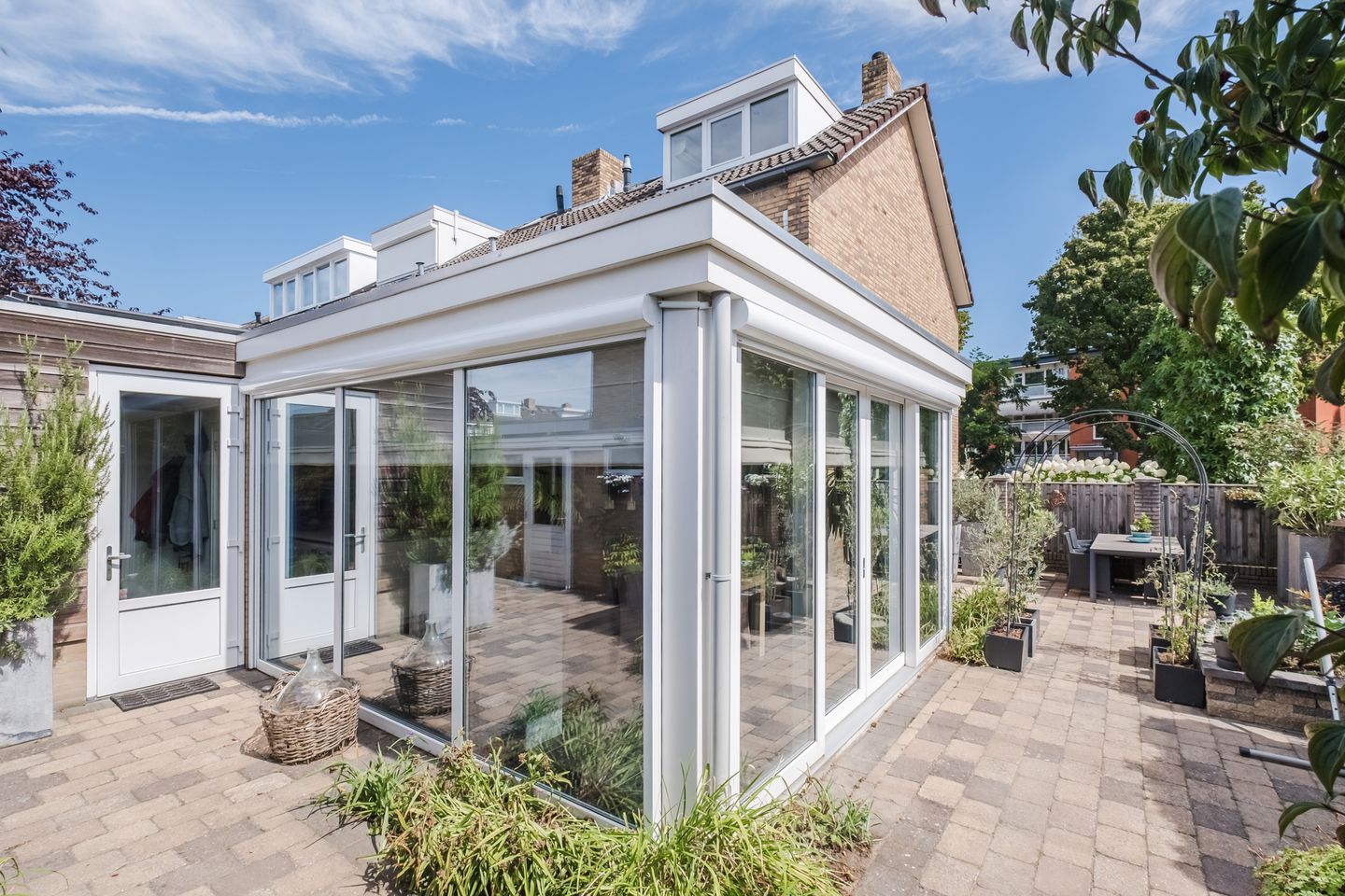 Photo 34 of Akert 134