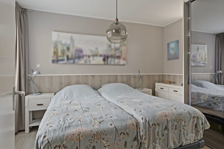 Foto 3 van Dorpsplein 5