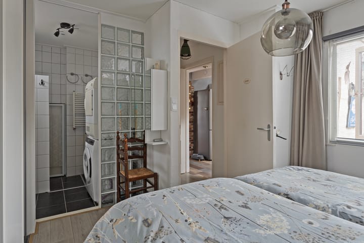 Foto 15 van Dorpsplein 5