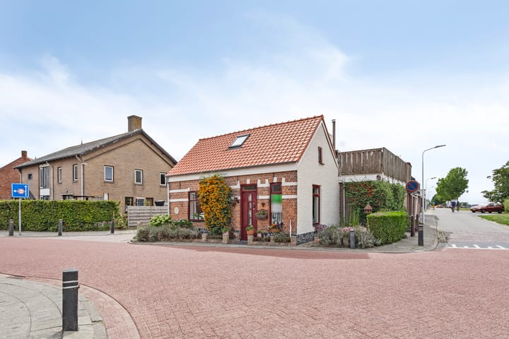 Foto 27 van Dorpsplein 5