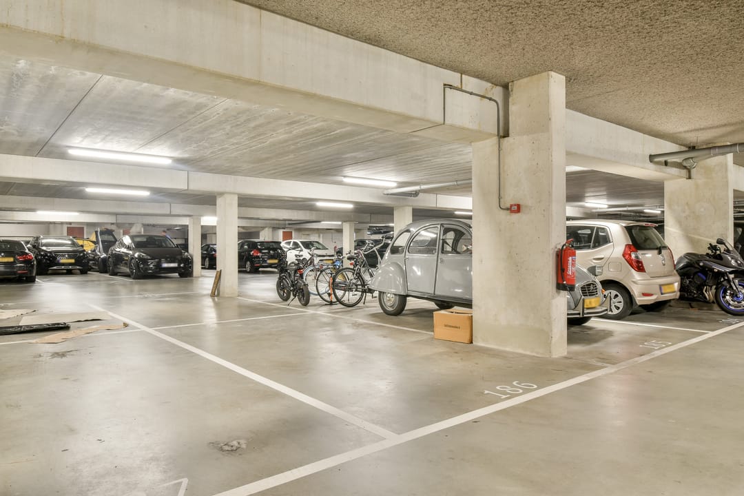 Foto 32 van Leeuwendalersweg 681