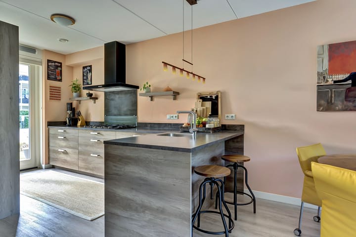 Foto 11 van Binnenweg 49-C