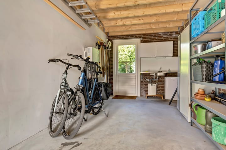 Foto 26 van Binnenweg 49-C