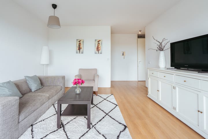 Photo 5 of Anna Blamansingel 96