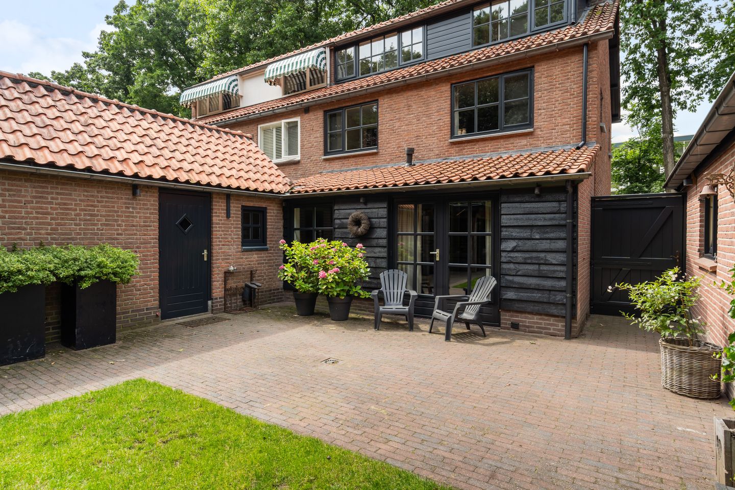 Foto 50 van Frederik Hendriklaan 40