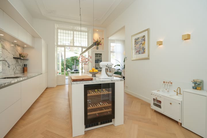 Foto 11 van Graadt van Roggenstraat 14