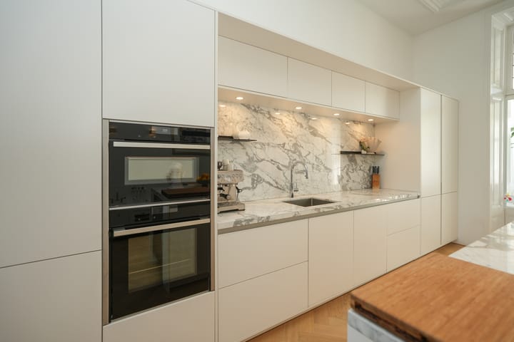 Foto 12 van Graadt van Roggenstraat 14