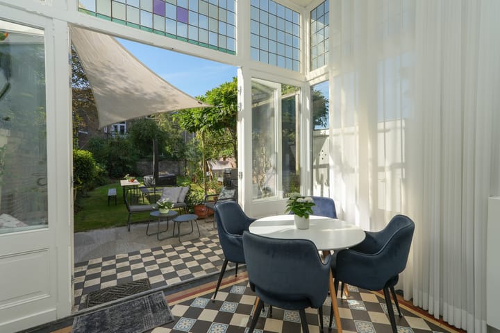 Foto 21 van Graadt van Roggenstraat 14