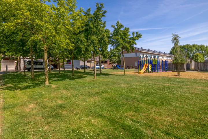 Foto 40 van Waterviolier 1-A