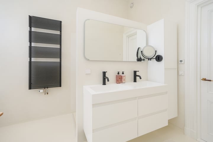 Foto 39 van Graadt van Roggenstraat 14