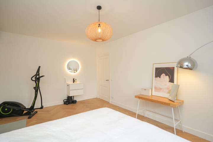 Foto 52 van Graadt van Roggenstraat 14