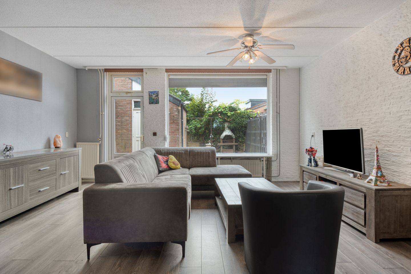 Photo 5 of Koraalerf 87