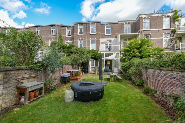 Foto 59 van Graadt van Roggenstraat 14