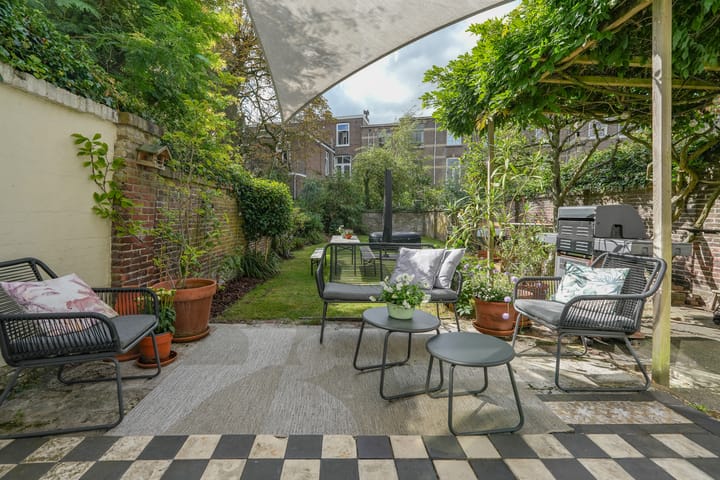 Foto 60 van Graadt van Roggenstraat 14