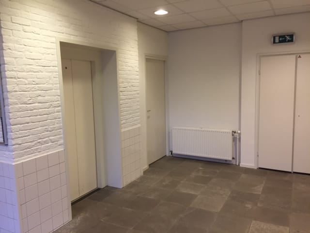 Bekijk foto 3 van Raadhuisplein 13-a