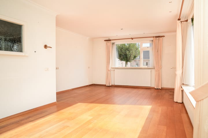 Photo 9 of Leegstraat 16-A