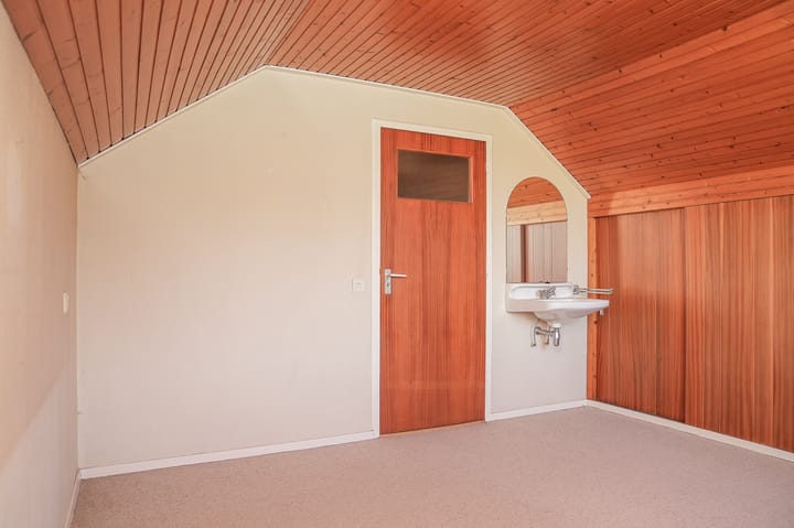 Photo 28 of Leegstraat 16-A