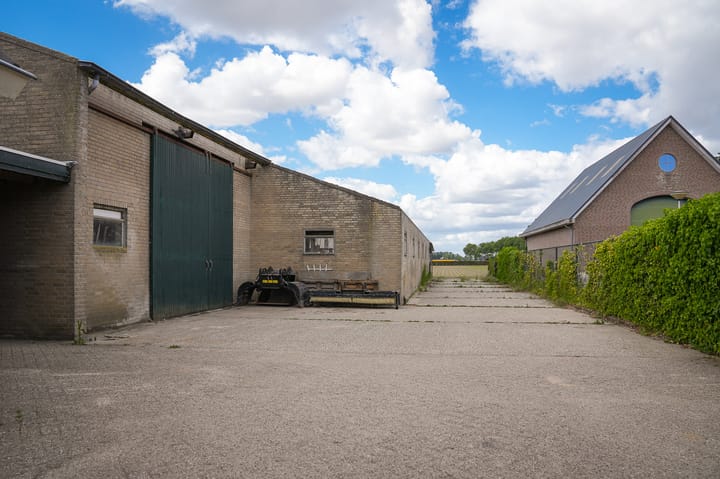 Photo 44 of Leegstraat 16-A