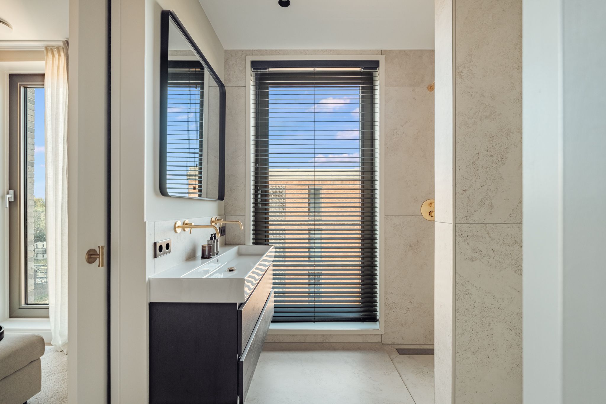 Foto 30 van Nieuwevaartweg 61