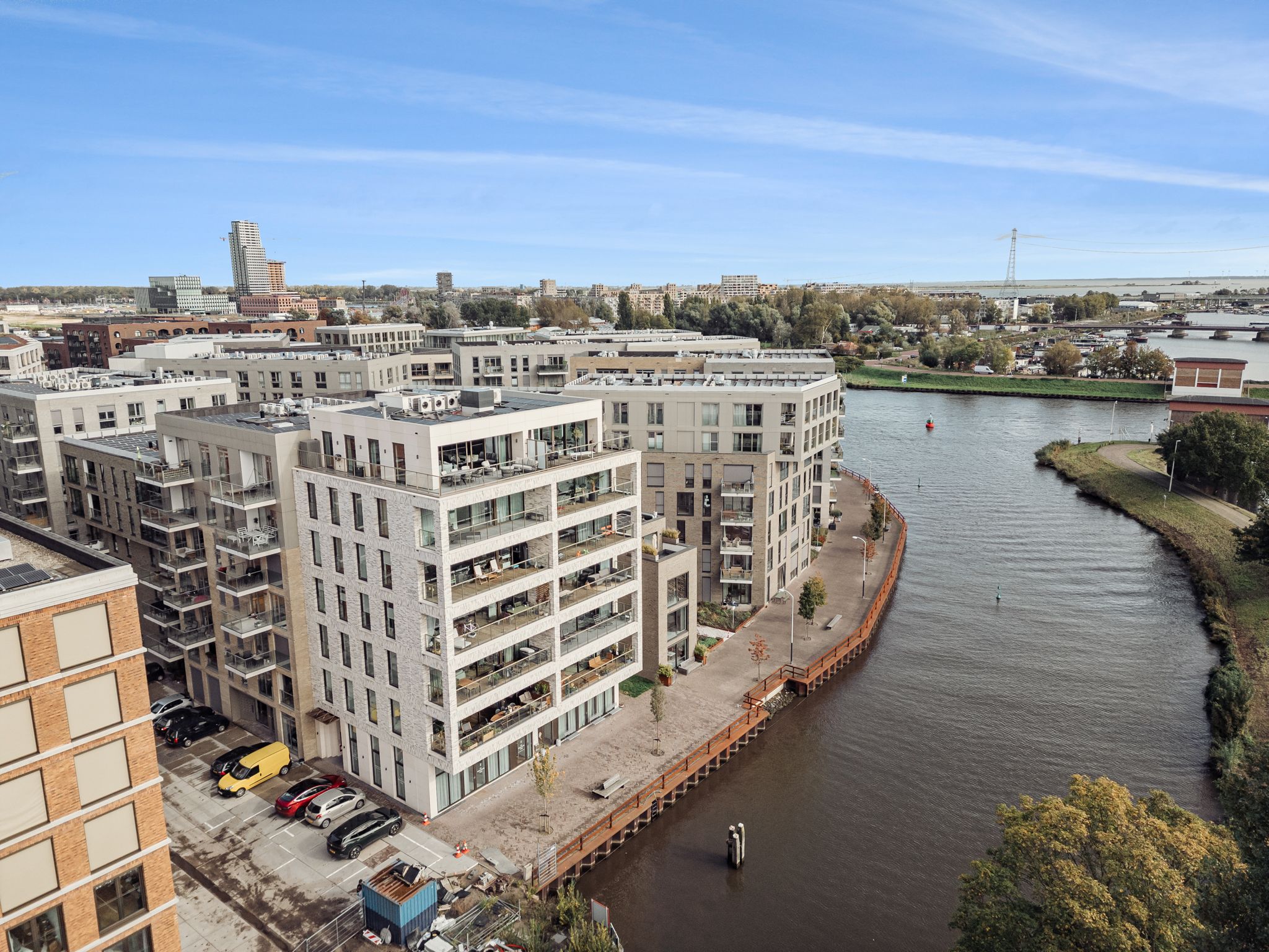 Foto 39 van Nieuwevaartweg 61