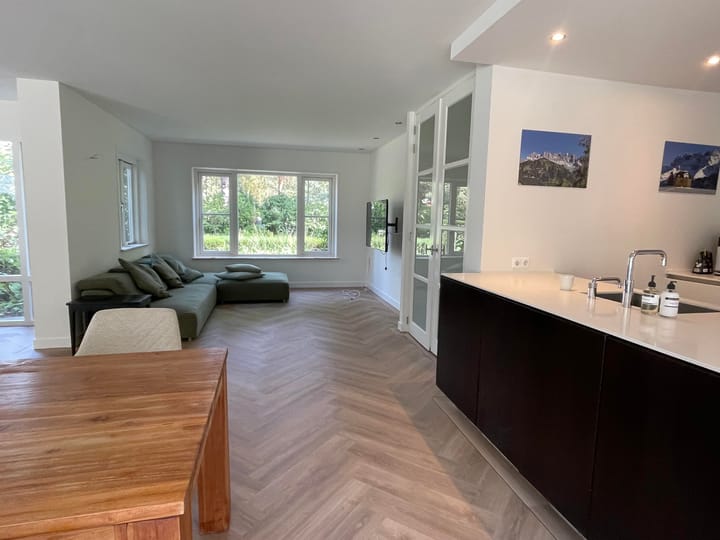 Photo 6 of Oranje Nassauplein 2