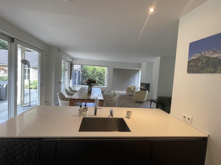 Photo 8 of Oranje Nassauplein 2