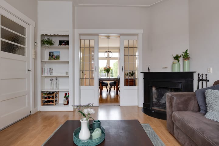 Foto 2 van Jan Tooropstraat 4