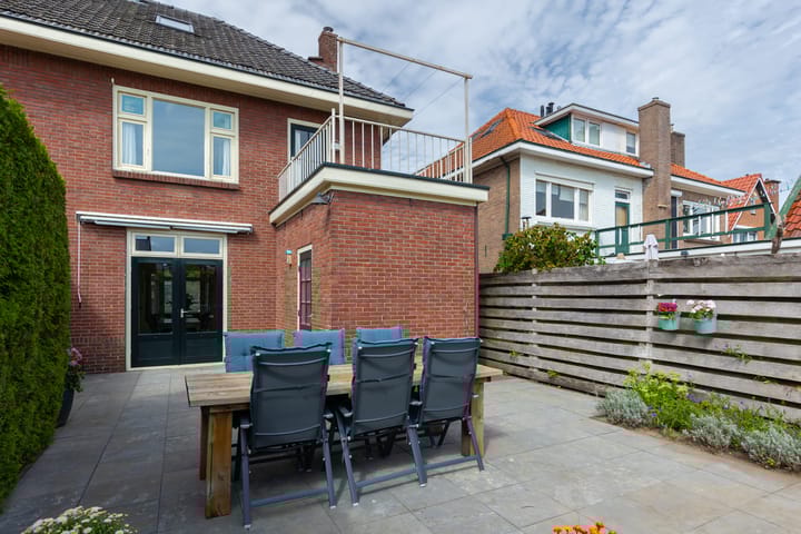 Foto 44 van Jan Tooropstraat 4