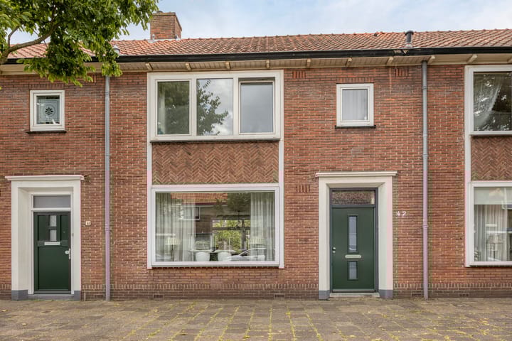 Photo 3 of Oosterduinweg 42