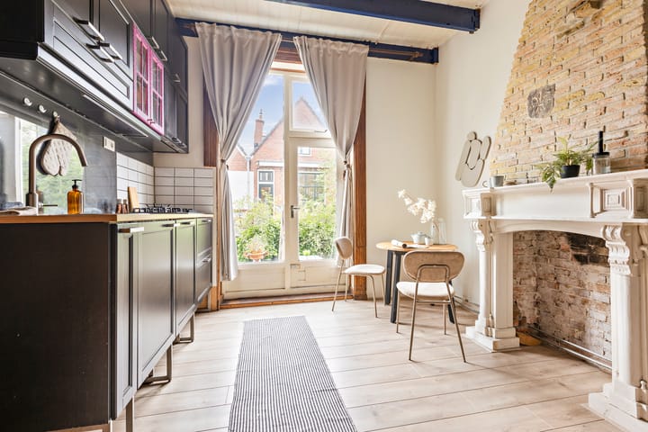 Photo 22 of Joachim Altinghstraat 21-A