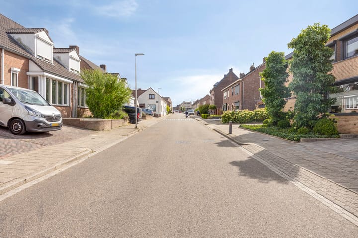 Foto 28 van Kampstraat 136