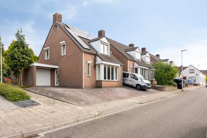 Foto 29 van Kampstraat 136