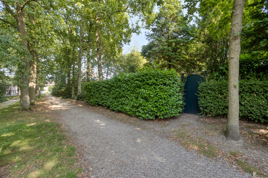 Photo 32 of Baron d'Osystraat 27