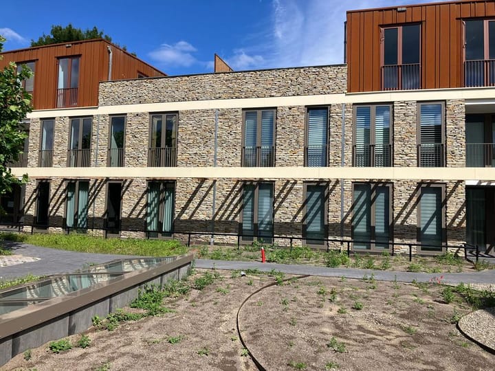 Photo 2 of 't Dorp 118-J