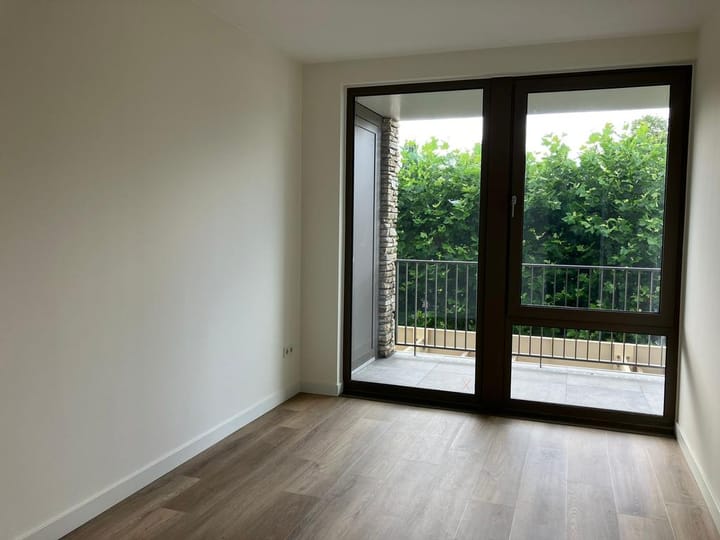 Photo 9 of 't Dorp 118-J