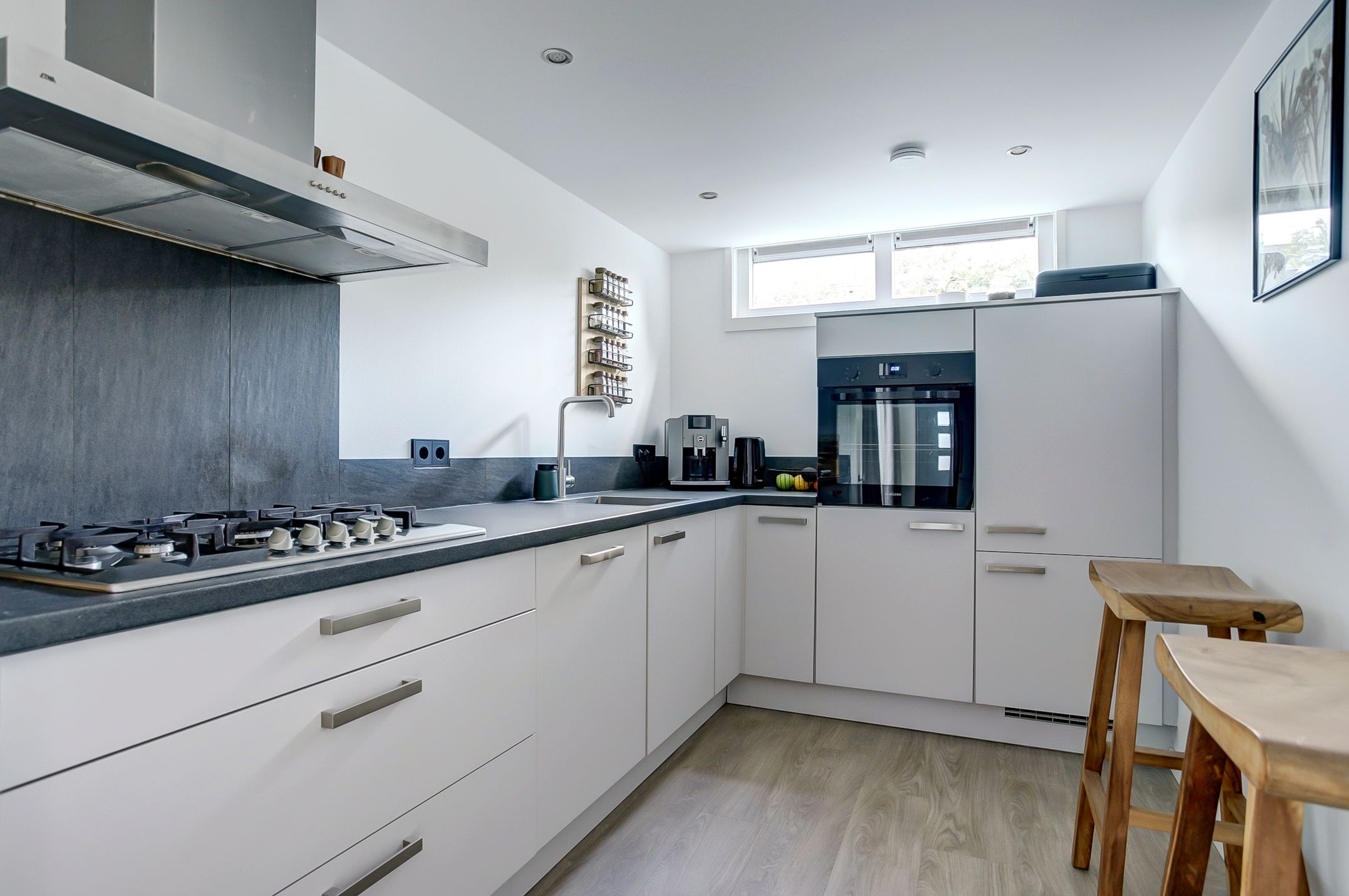 Foto 15 van Grietman Roordastraat 16