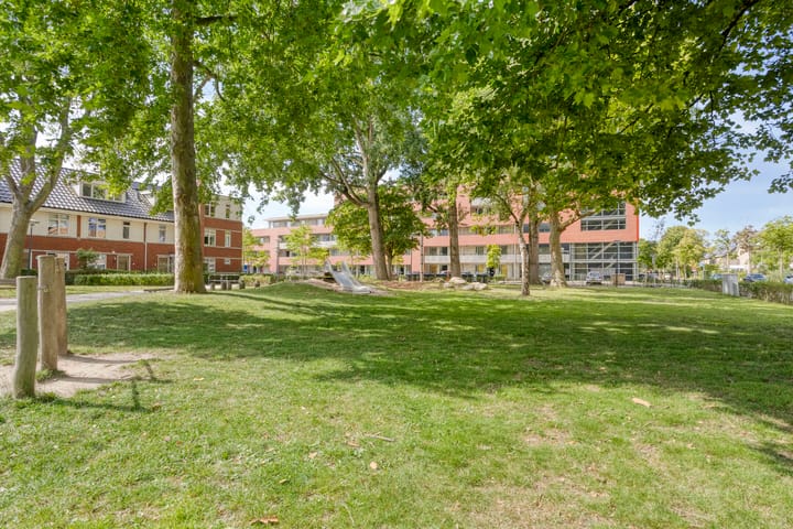 Photo 44 of Faljerilstraat 8