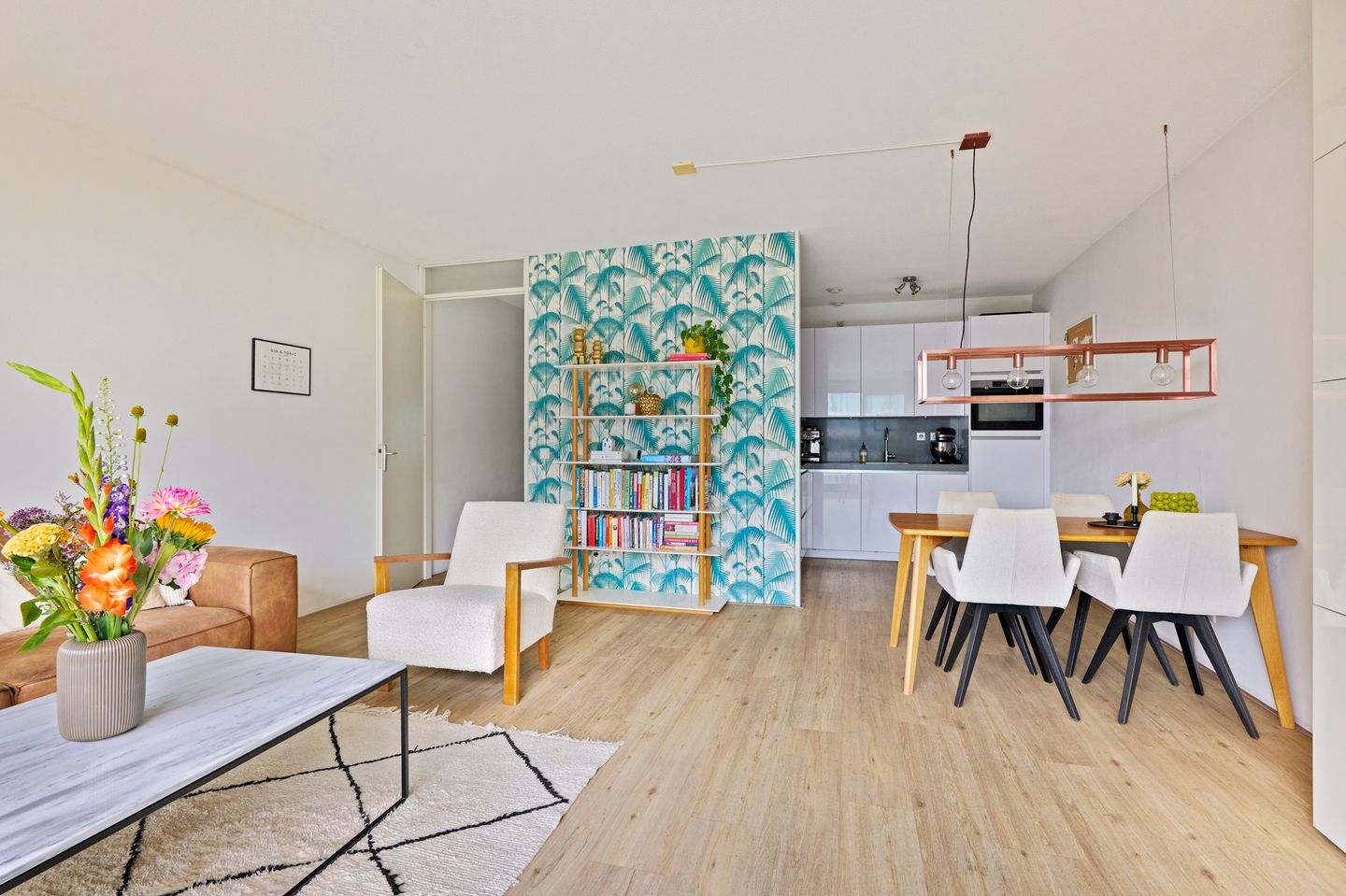 Photo 10 of Hoofdweg 905