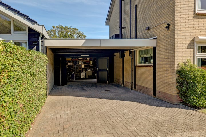 Foto 38 van H v Andelstraat 25