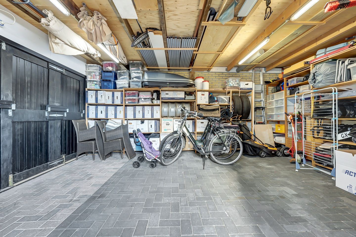 Foto 44 van H v Andelstraat 25